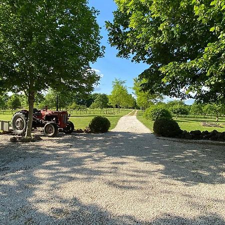 Le pigonnier Ecogite Le Luquet TARN ET GARONNE Saint-Beauzeil Extérieur photo